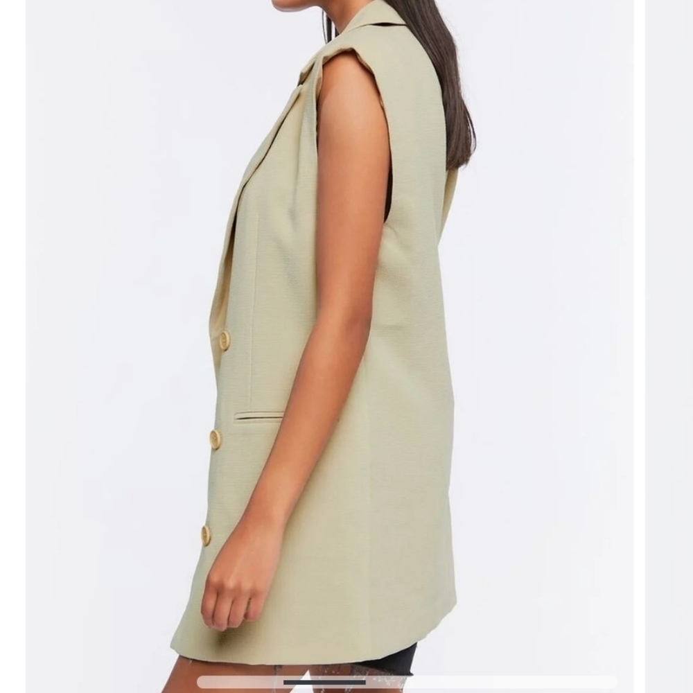 NWT Forever 21 sleeveless double breasted jacket with light shoulder pad / vest - Picture 2 of 9